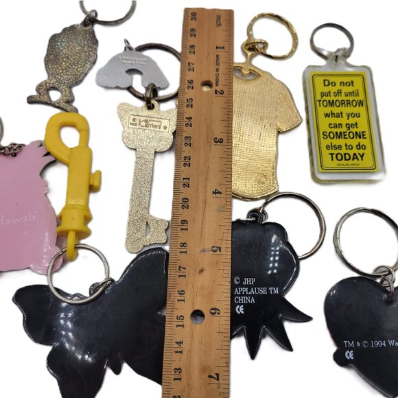 8 Funny Cartoon Key Chains  Metal & Vinyl Bright Colors Collectible - Picture 5 of 15
